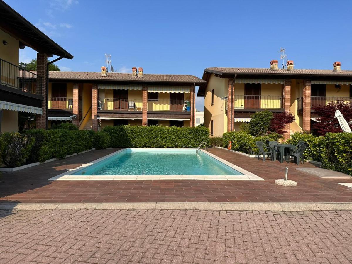 Pool - Marge Apartment - By Host4U بادينغي سول غاردا المظهر الخارجي الصورة